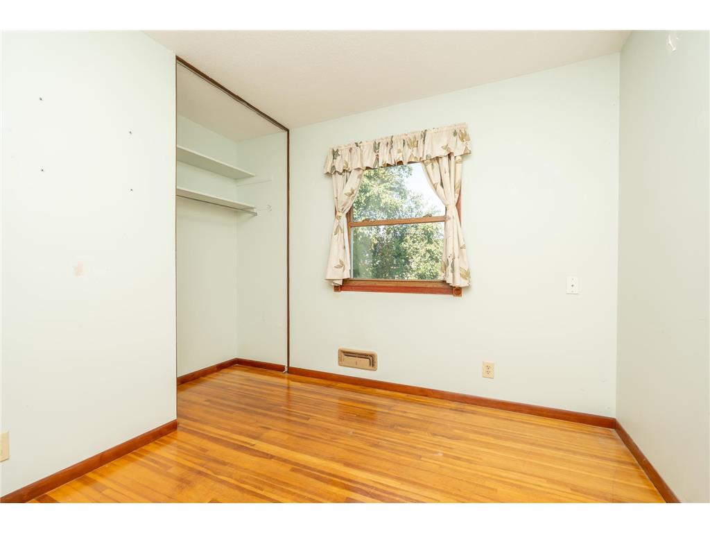 14180 Germane Avenue Apple Valley MN 55124 7110400 image19