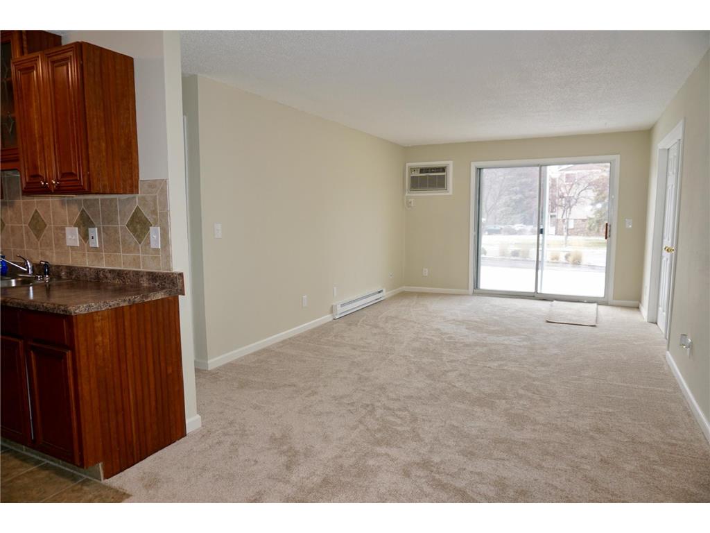 14182 Pennock Avenue #104B Apple Valley MN 55124 6473985 image1