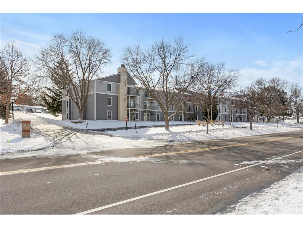 14182 Pennock Avenue #106 Apple Valley MN 55124 6542050 image1