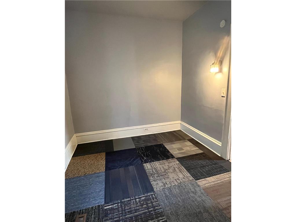 1419 University Avenue NE Minneapolis MN 55413 6818784 image16