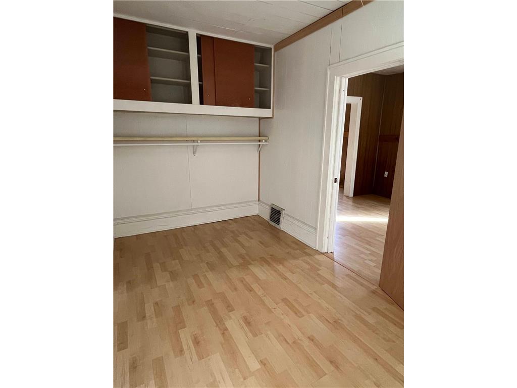 1419 University Avenue NE Minneapolis MN 55413 7072890 image12