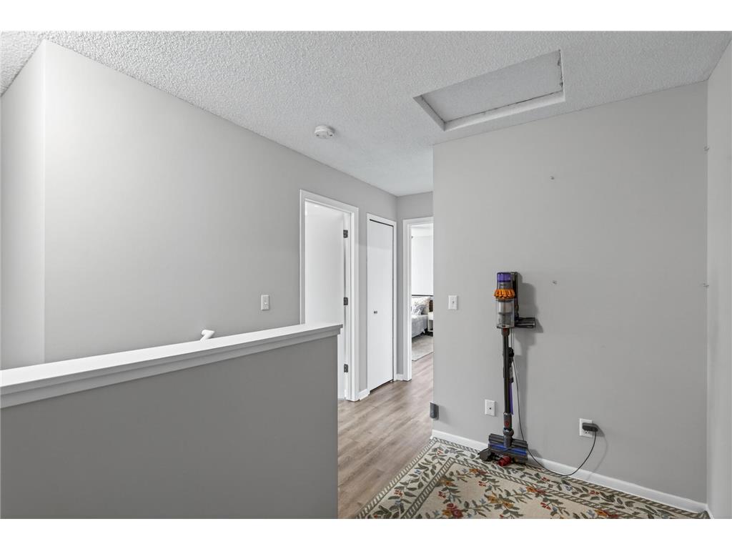 14194 Plymouth Avenue Burnsville MN 55337 7063577 image15