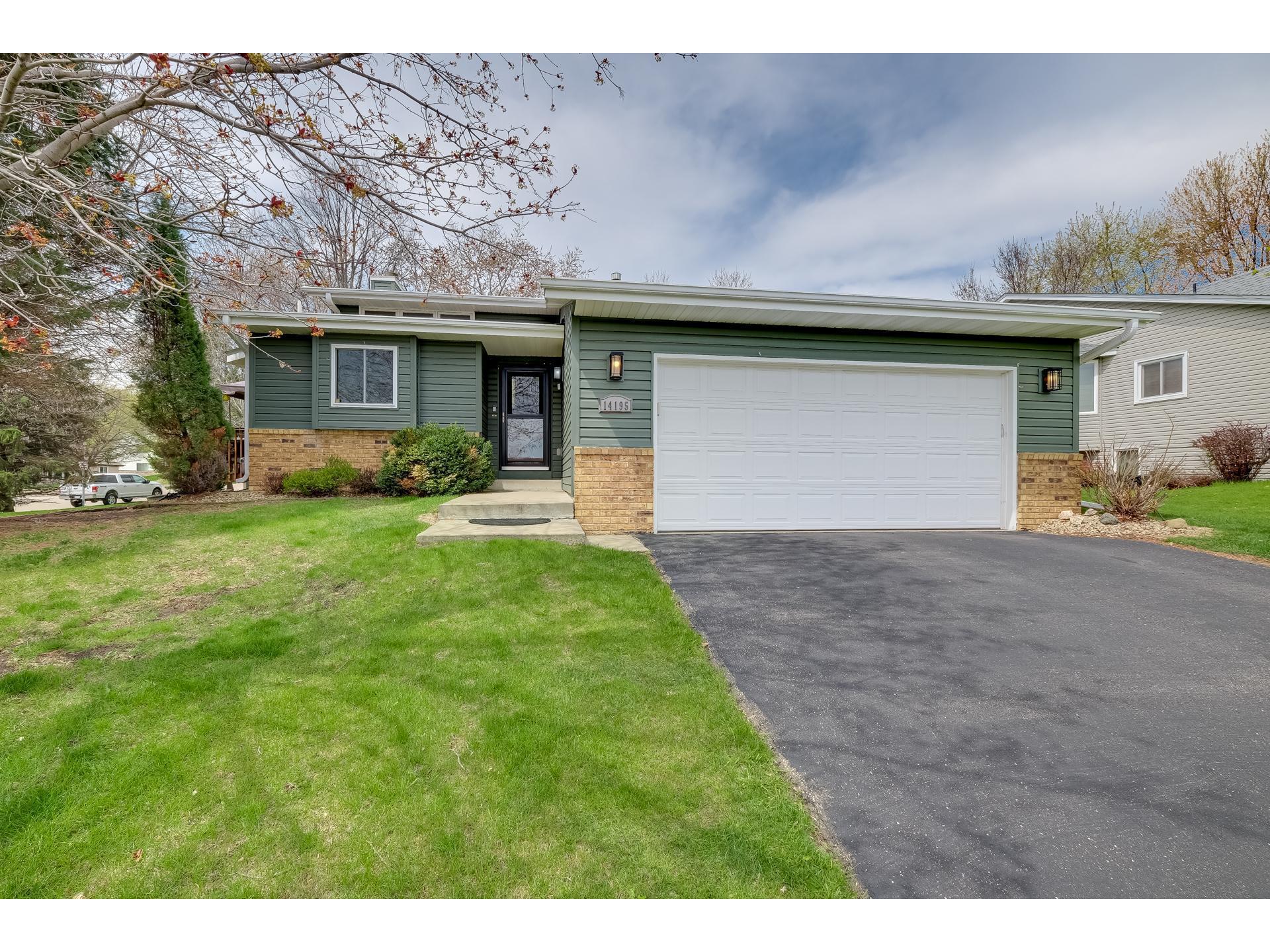 14195 Hayes Road Apple Valley MN 55124 5733409 image1