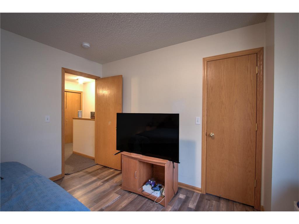142 19th Avenue SE Cambridge MN 55008 7042588 image11
