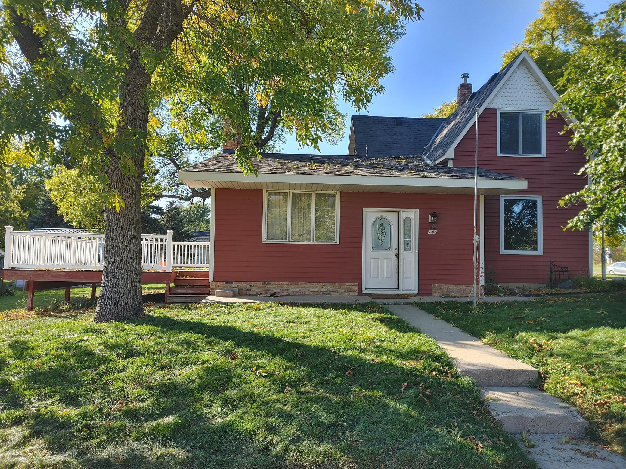 142 E Borden Avenue, Buffalo Lake, MN 55314 MLS 5754499 Edina Realty