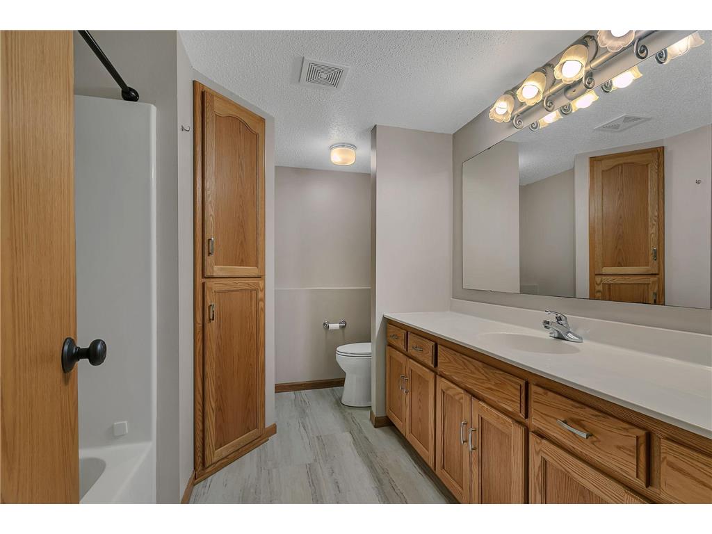 1420 10th Avenue N Sartell MN 56377 7080384 image18