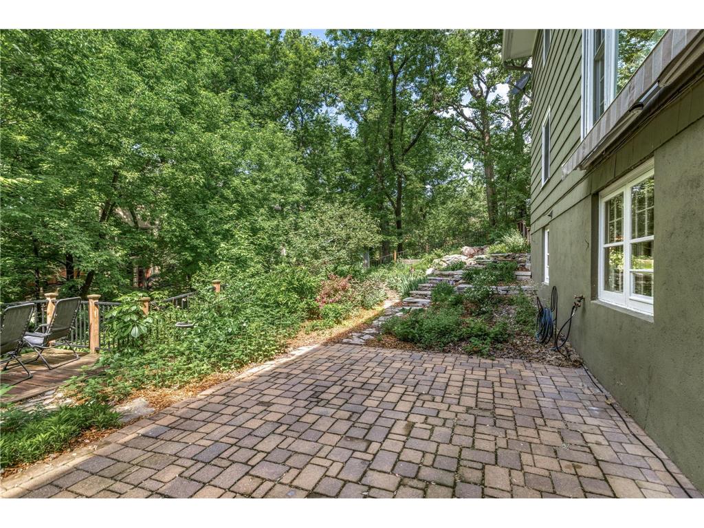 1420 Alpine Pass Golden Valley MN 55416 7084256 image46