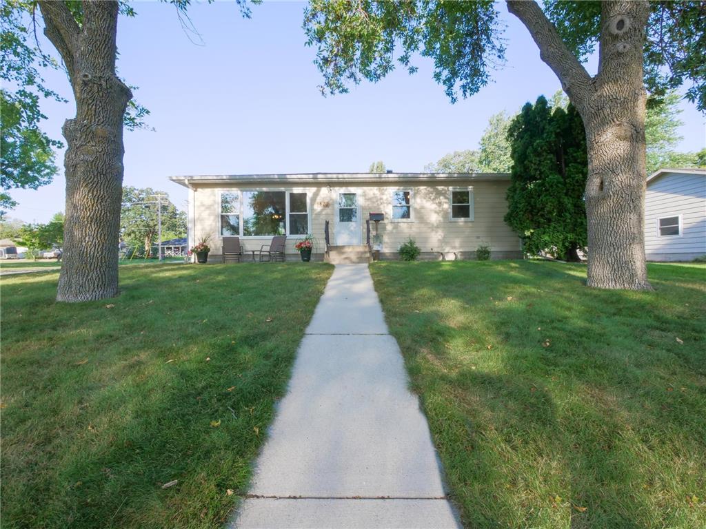 1420 Douglas Street Alexandria MN 56308 6425234 image1