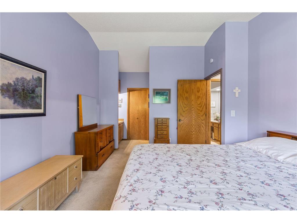 1420 Knoll Drive Shoreview MN 55126 7085314 image20