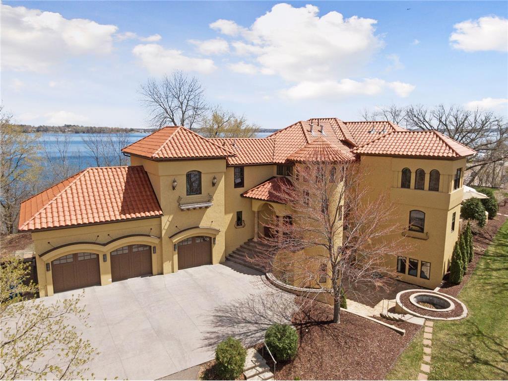 1420 Shoreline Drive Orono MN 55391 - Lake Minnetonka 6328257 image1