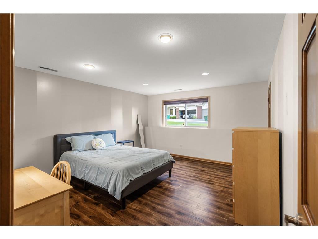 1420 Summit Shores Drive Burnsville MN 55306 - Earley 7003012 image26