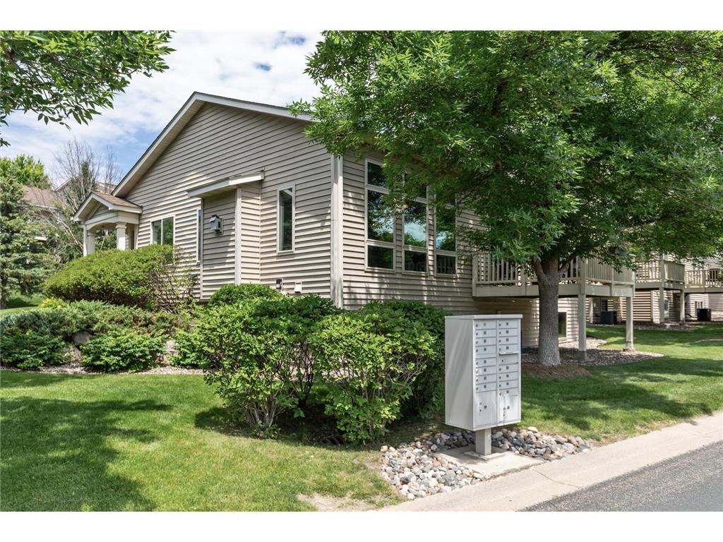 1420 Summit Shores Drive Burnsville MN 55306 - Earley 7003012 image35