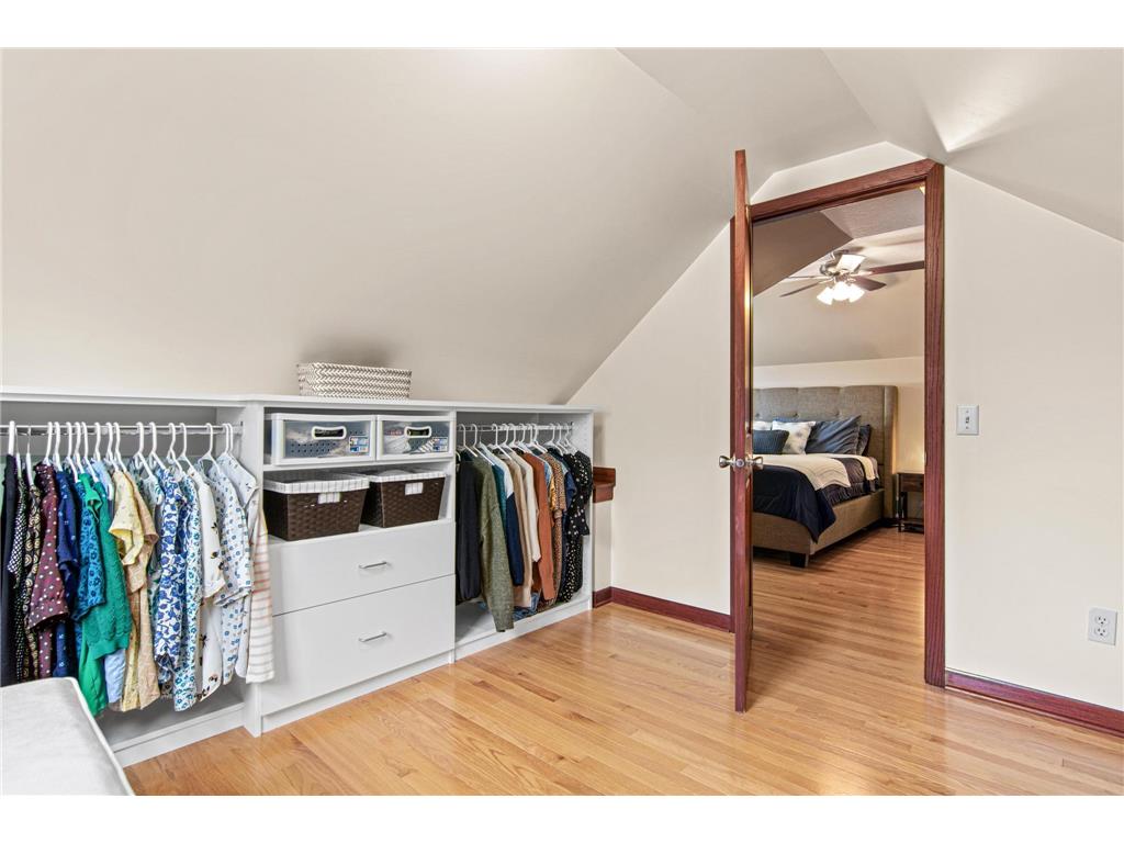 1420 Winnetka Avenue N Golden Valley MN 55427 7064048 image22