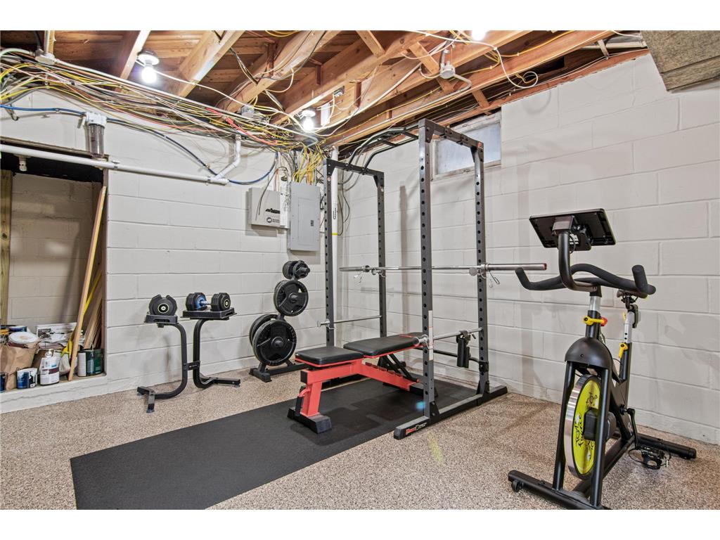 1420 Winnetka Avenue N Golden Valley MN 55427 7064048 image34
