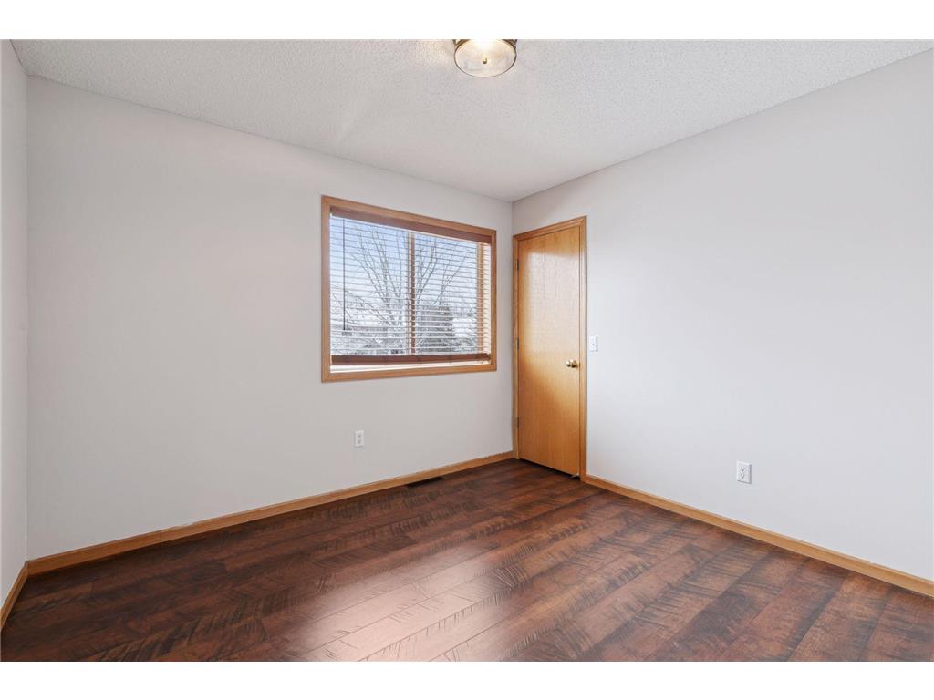 14200 Belfast Court Rosemount MN 55068 7018571 image22