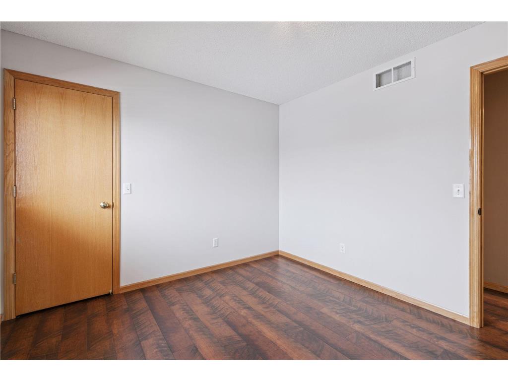 14200 Belfast Court Rosemount MN 55068 7018571 image23