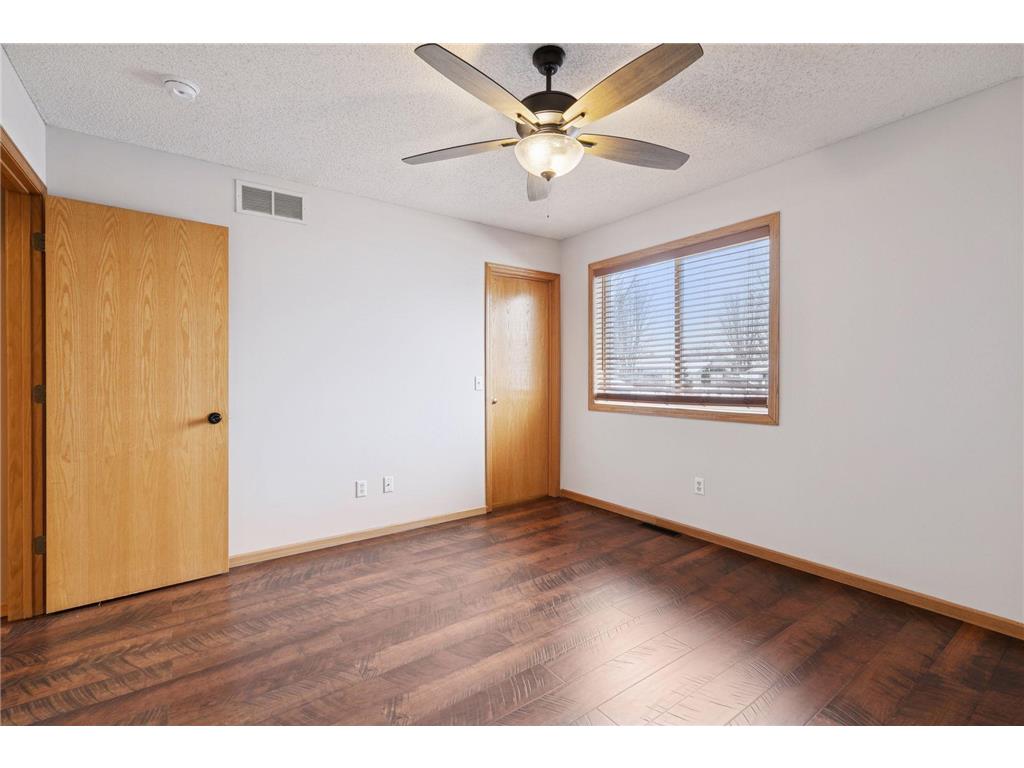 14200 Belfast Court Rosemount MN 55068 7018571 image25