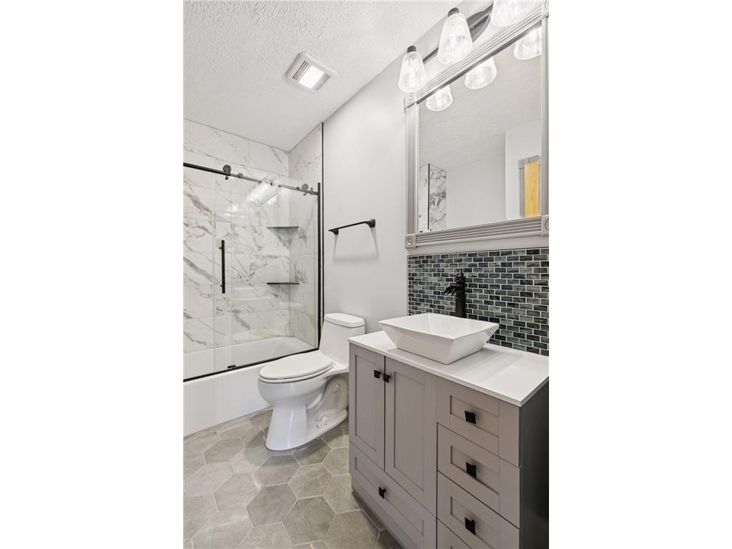 14200 Belfast Court Rosemount MN 55068 7018571 image28