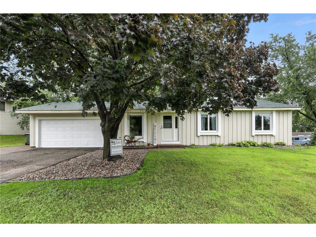 14200 Elgin Court Apple Valley MN 55124 6757076 image1