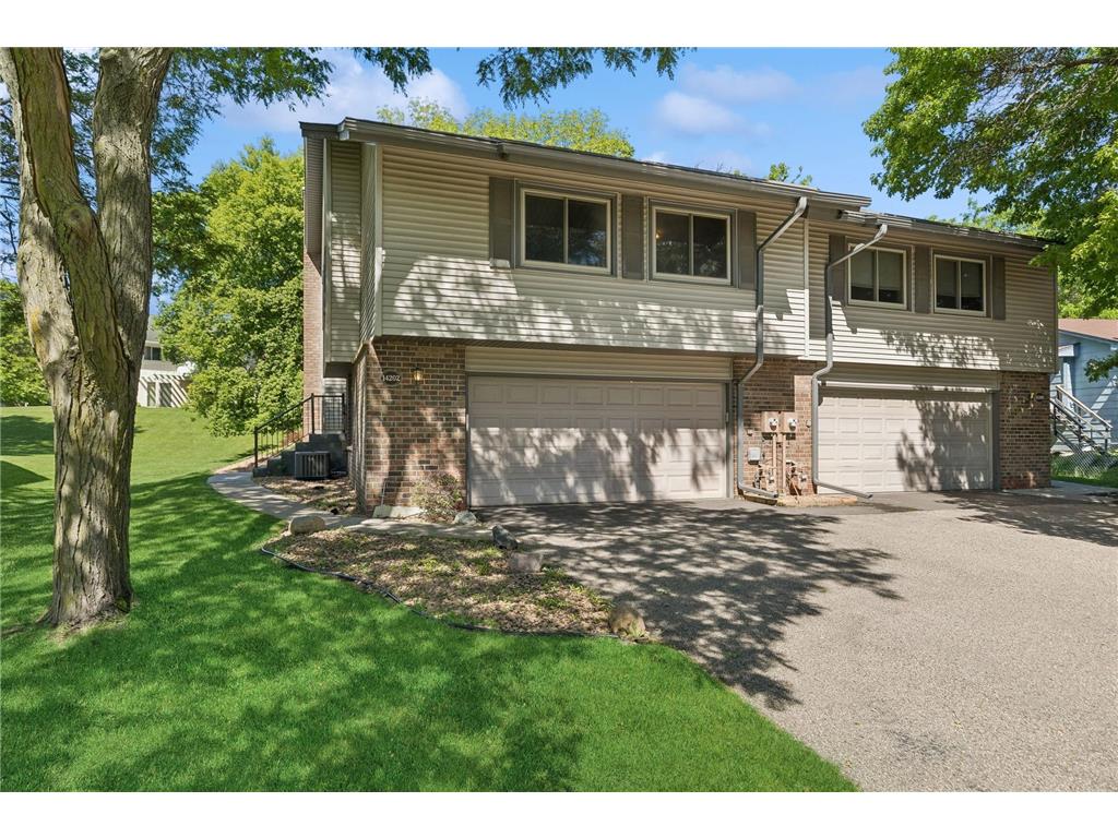 14202 Park Avenue Burnsville MN 55337 6543446 image1
