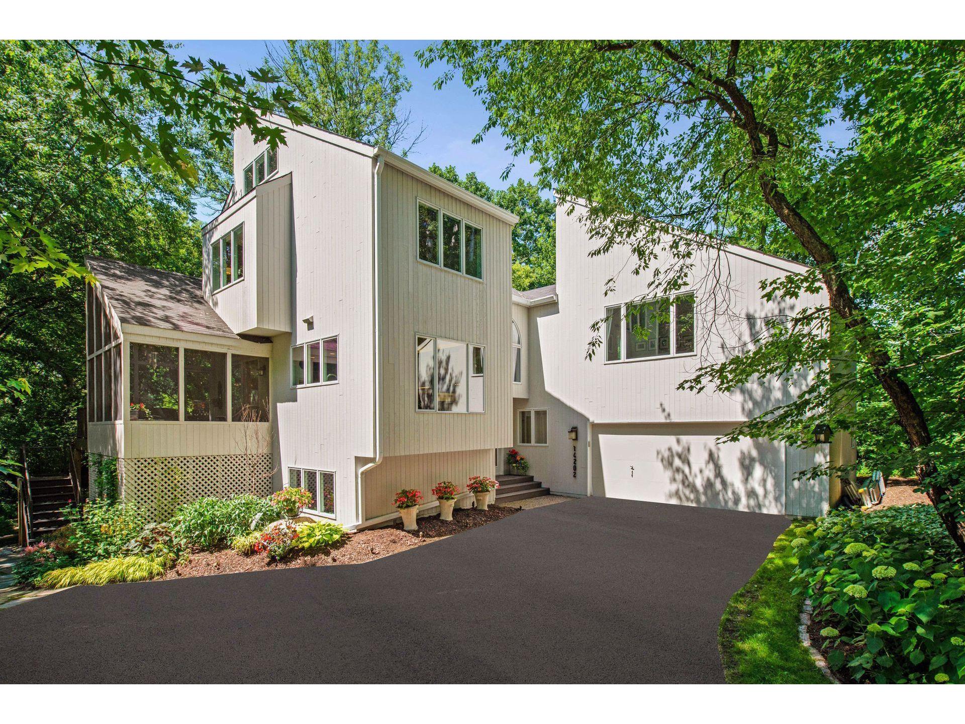 14202 Spring Lake Road, MN 55345 MLS 5760644 Edina Realty