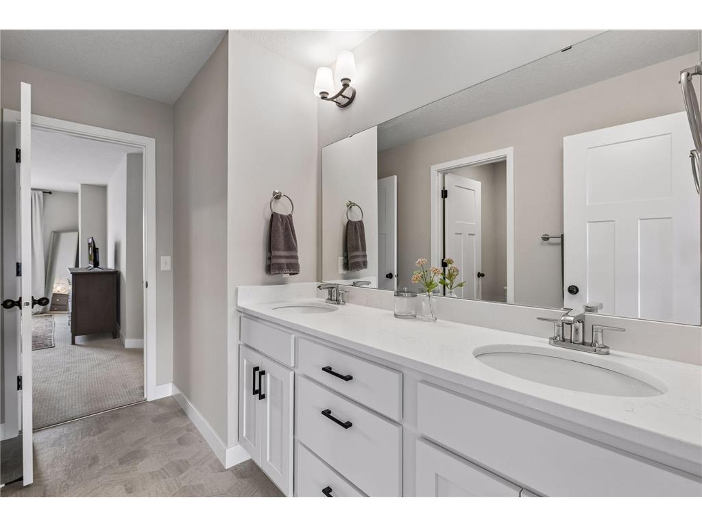 14205 Addison Avenue Rosemount MN 55068 7064148 image36