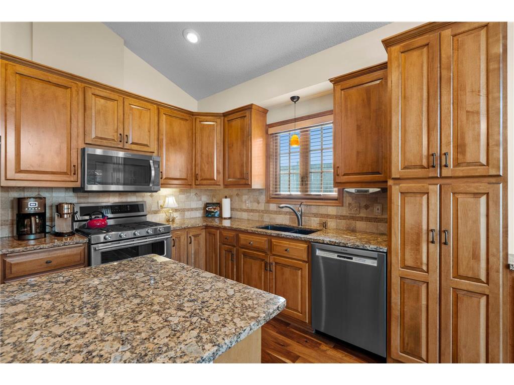 14207 41st Avenue N Plymouth MN 55446 7047782 image9