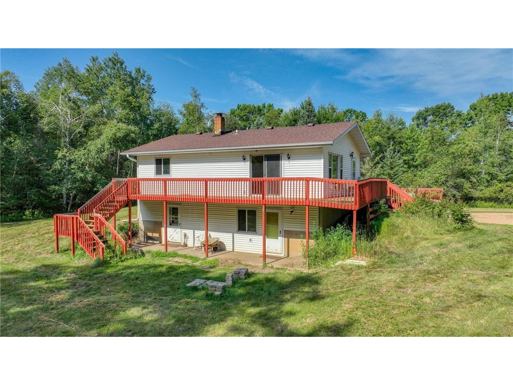 1421 210th Street Lafayette Twp WI 54729 6413225 image1