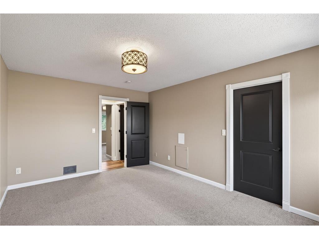 1421 63rd Lane Brooklyn Center MN 55430 7038445 image14
