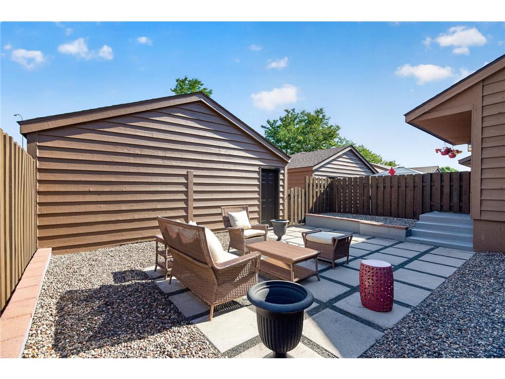 1421 63rd Lane Brooklyn Center MN 55430 7038445 image31