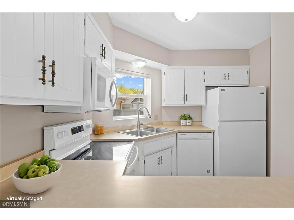 1421 Granada Trail N Oakdale MN 55128 7065086 image10