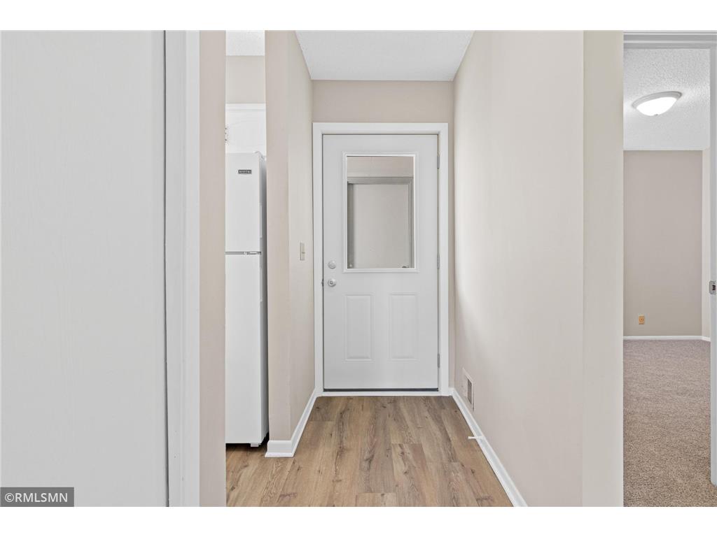 1421 Granada Trail N Oakdale MN 55128 7065086 image15