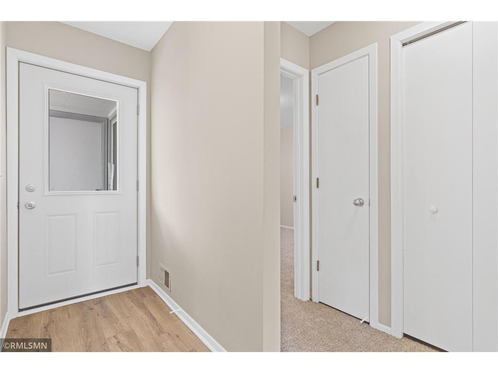 1421 Granada Trail N Oakdale MN 55128 7065086 image16