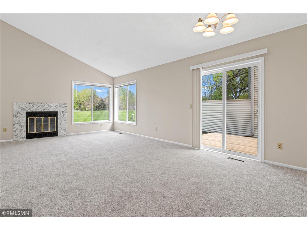 1421 Granada Trail N Oakdale MN 55128 7065086 image2