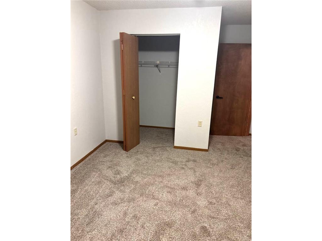 1421 Lake Avenue NW #410 Willmar MN 56201 7057599 image6