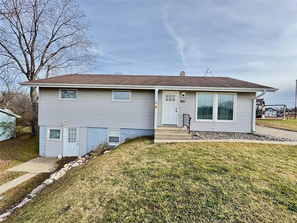 1421 S Mabelle Avenue Fergus Falls MN 56537 6644229 image1