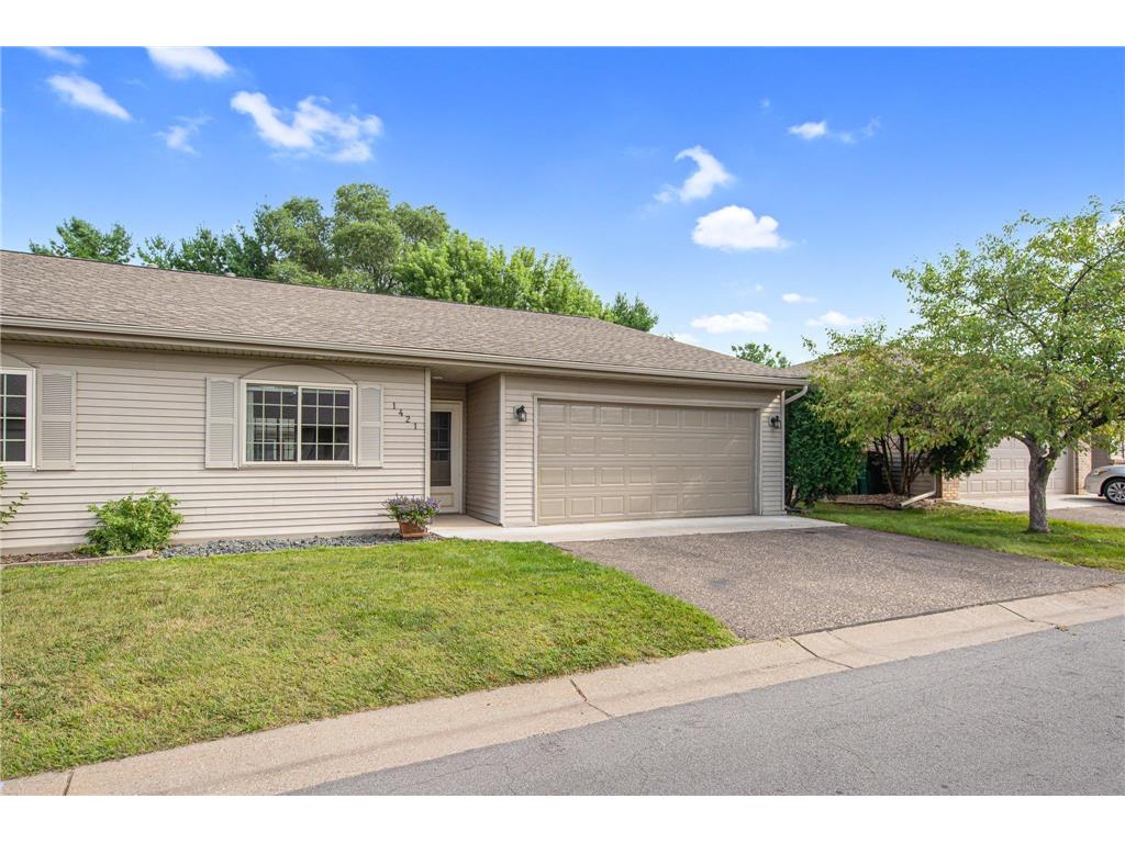 1421 Tall Grass Hudson WI 54016 6585059 image1