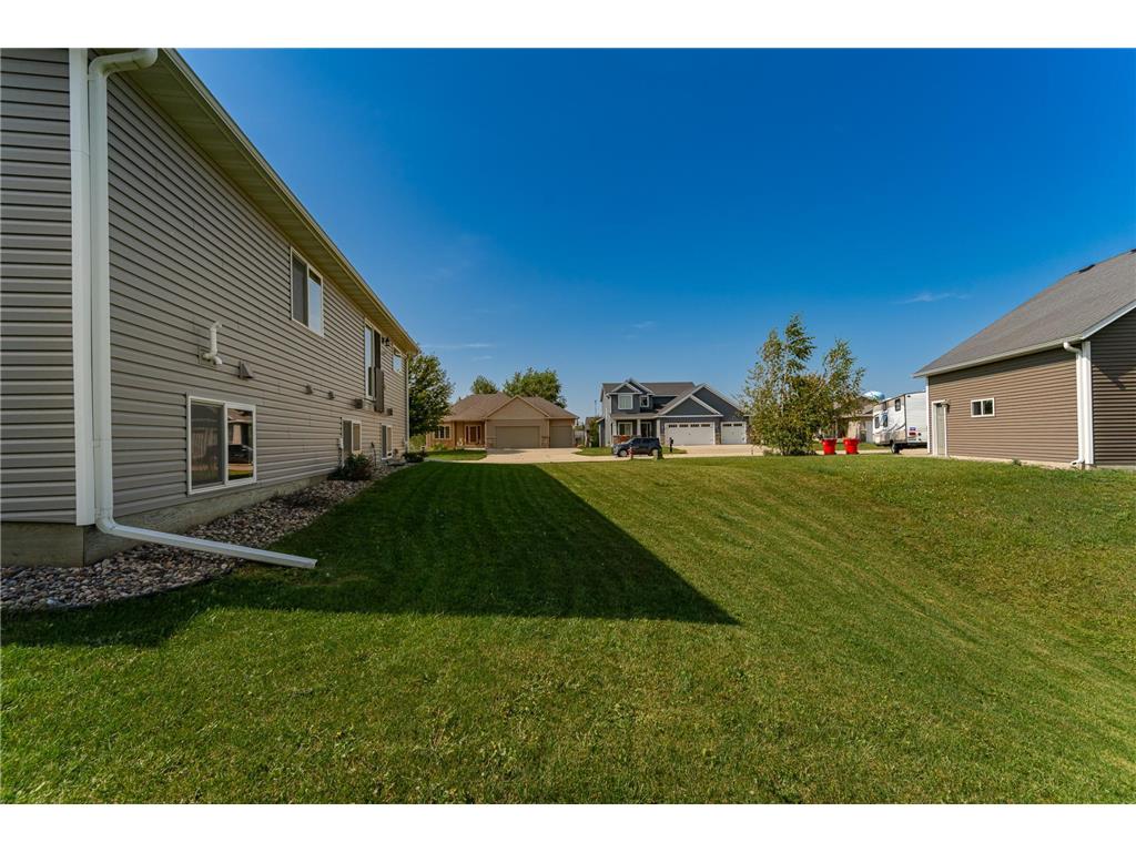 1421 Tunbridge Place NE Byron MN 55920 7001875 image4