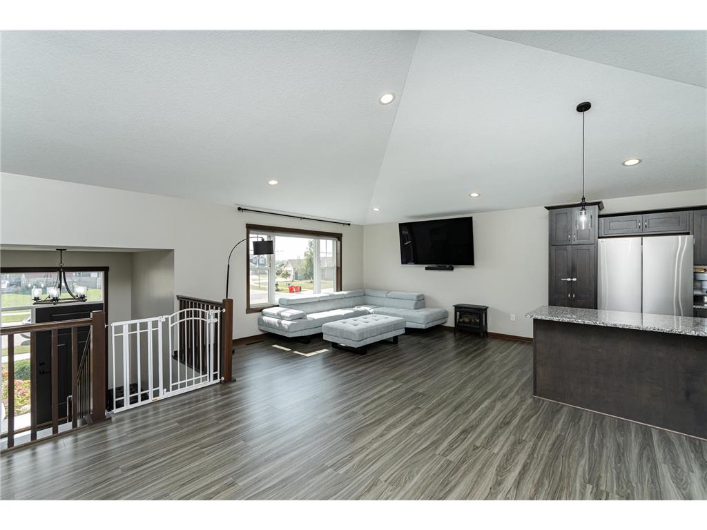 1421 Tunbridge Place NE Byron MN 55920 7001875 image6