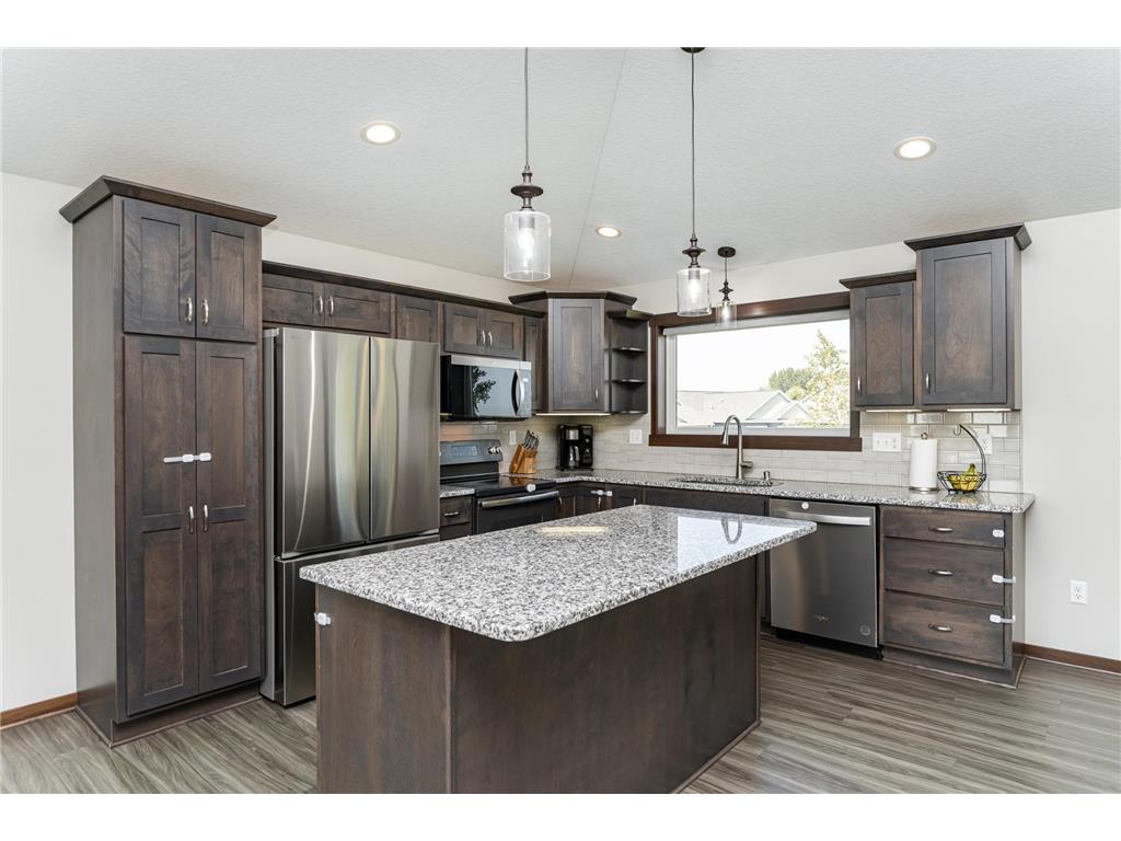 1421 Tunbridge Place NE Byron MN 55920 7001875 image9