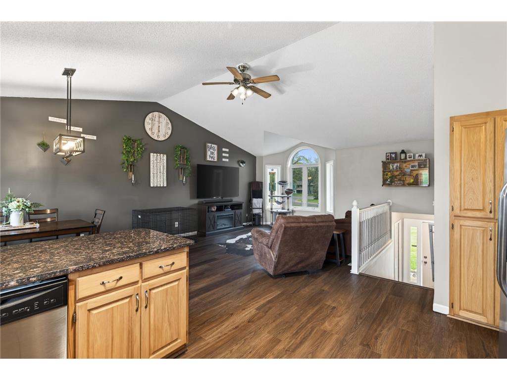 14216 314th Avenue NW Princeton MN 55371 7077843 image5