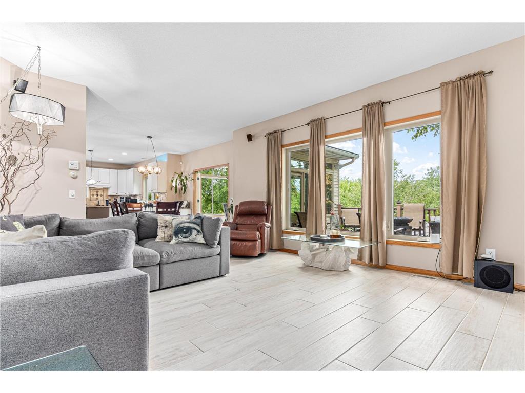 14217 Footbridge Way Apple Valley MN 55124 7008280 image22