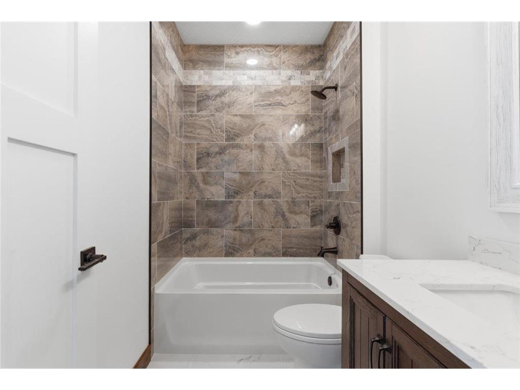 1422 Creekwood Drive New Richmond WI 54017 7023246 image19