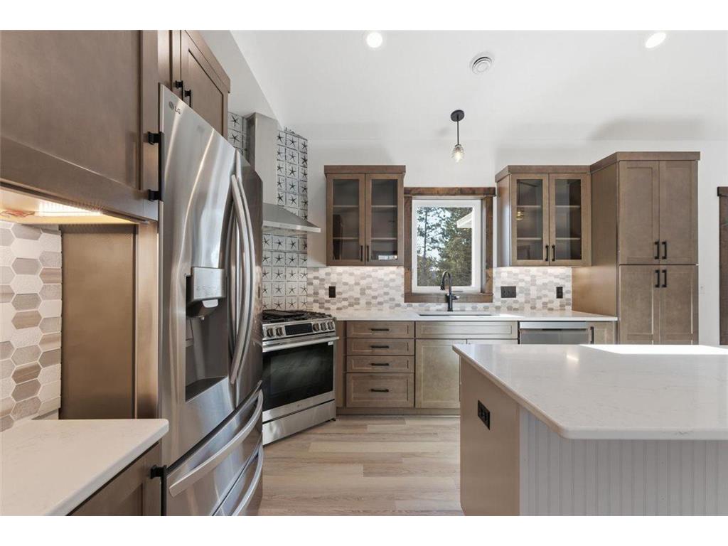 1422 Creekwood Drive New Richmond WI 54017 7023246 image2