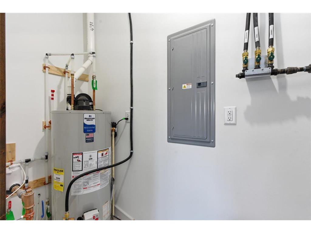 1422 Creekwood Drive New Richmond WI 54017 7023246 image64