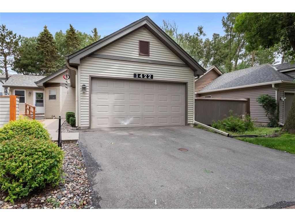 1422 Granada Road N, Oakdale, MN, 55128 MLS 6556921 Edina Realty