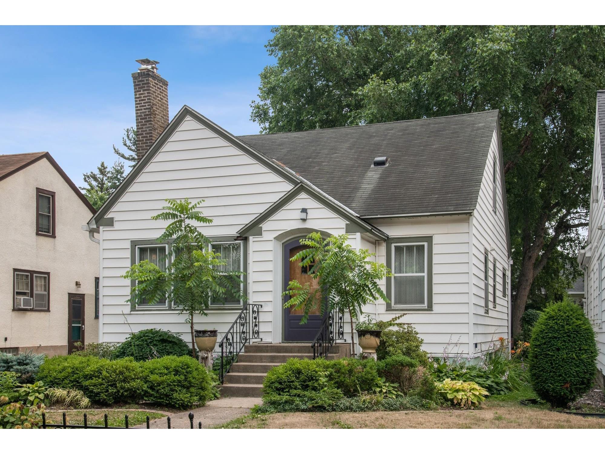 1422 Hewitt Avenue, Saint Paul, MN 55104 MLS 6006945 Edina Realty