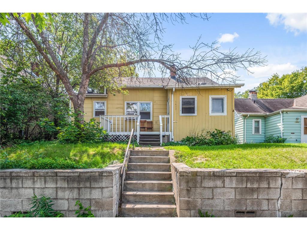 1422 Sherburne Avenue, Saint Paul, MN 55104 MLS 6316481 Edina Realty