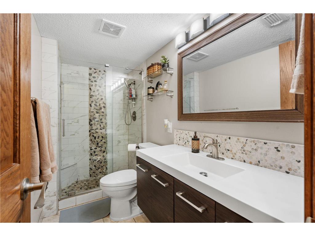 14221 11th Avenue S Burnsville MN 55337 - Alimagnet 7075164 image11