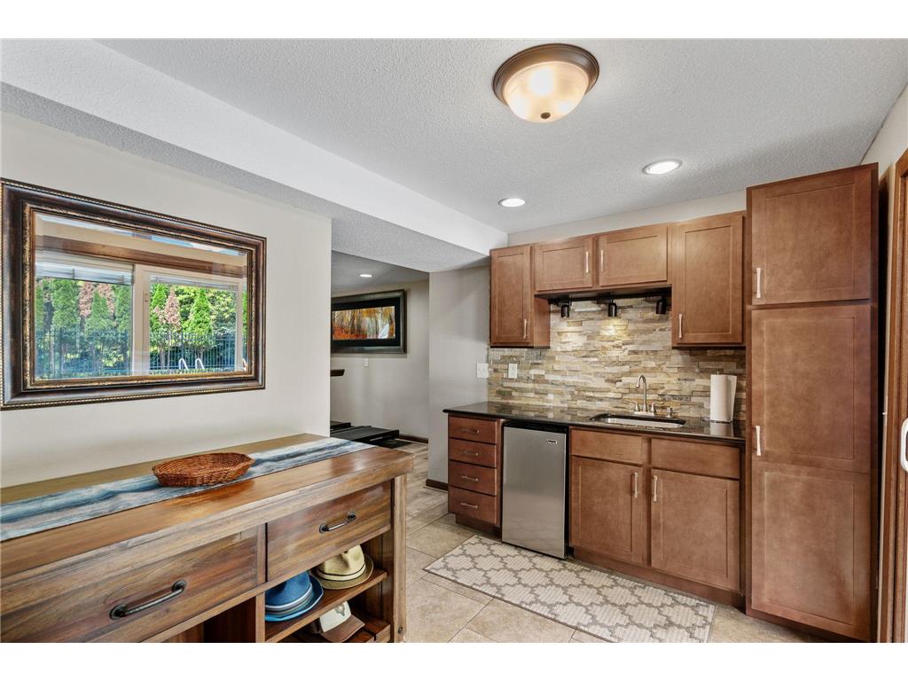 14221 11th Avenue S Burnsville MN 55337 - Alimagnet 7075164 image23